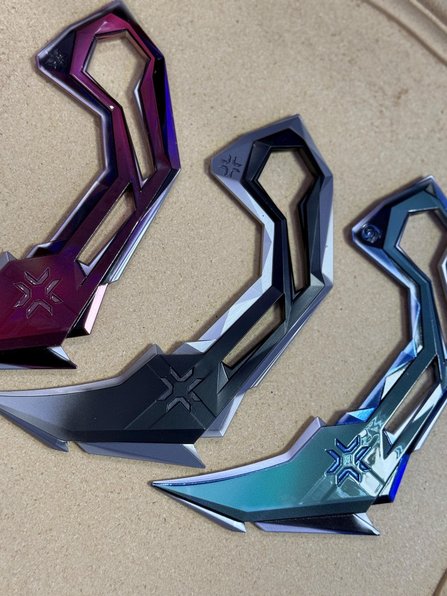 VCT 2025 karambit toy blunt valo collections 3d printed alloy prop for gamers FREE STAND