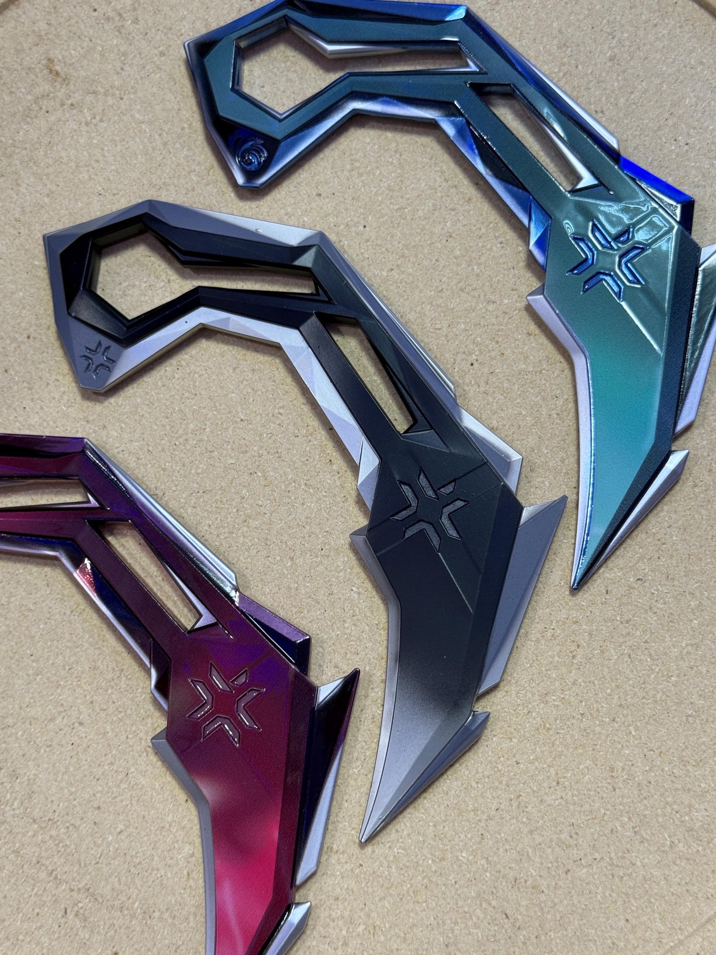 VCT 2025 karambit toy blunt valo collections 3d printed alloy prop for gamers FREE STAND
