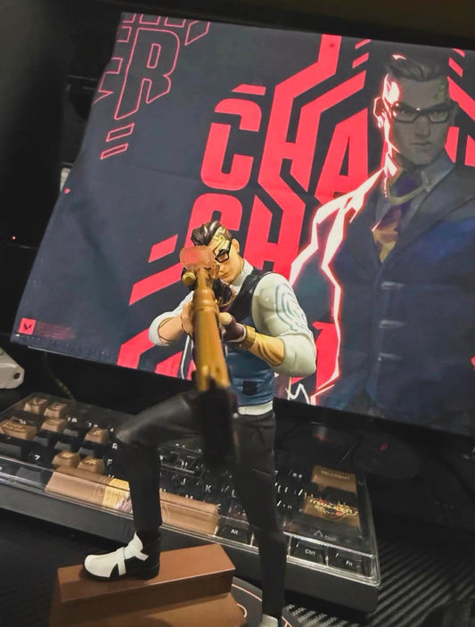 PRE-ORDER Chamber figure